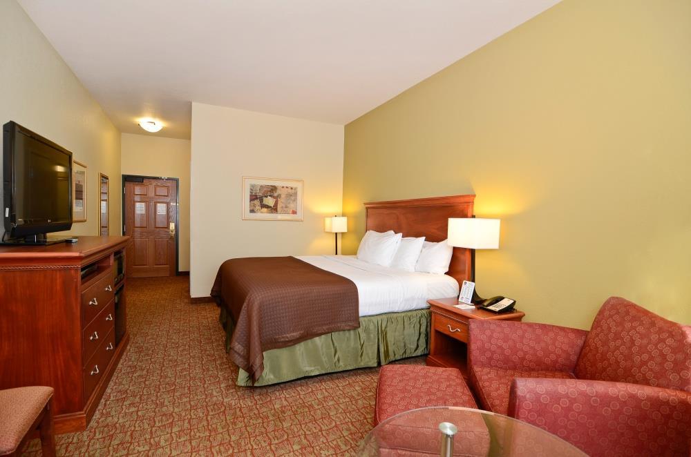Heritage Hotel And Suites Dickinson Room photo