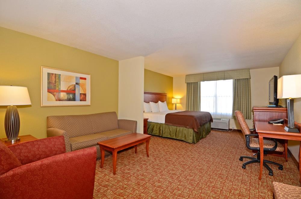 Heritage Hotel And Suites Dickinson Room photo